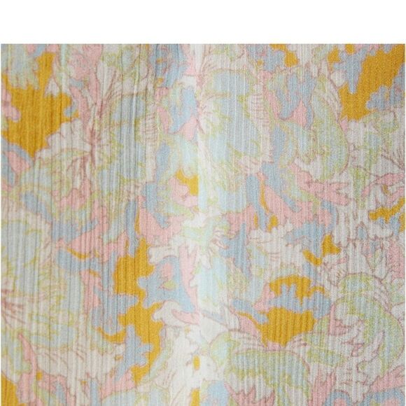 VINCE Lotus Ruched Dolman Sleeve Silk
Blouse, Small
Size: XXS Vince
NWT - Picture 7 of 9